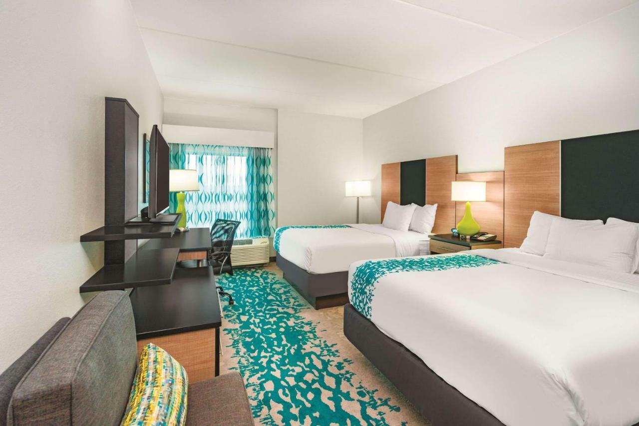 La Quinta By Wyndham Tn Hotel 3*